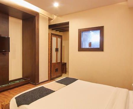 The Elite Otel Bangalore Dış mekan fotoğraf