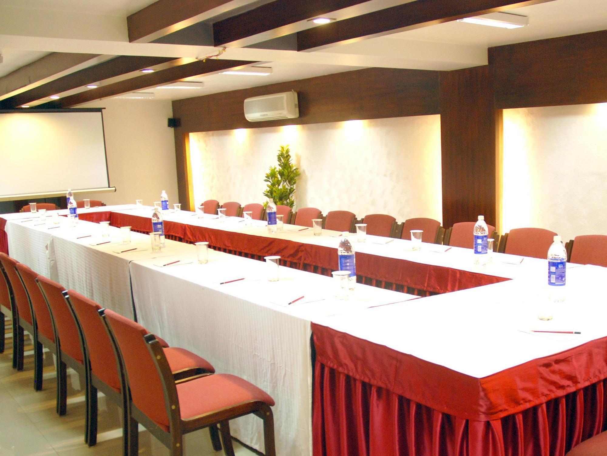 The Elite Otel Bangalore Dış mekan fotoğraf